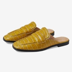 NEW Marc Fisher LTD Flyta Womens Loafer Slip on mules leather shoes sz 6.5